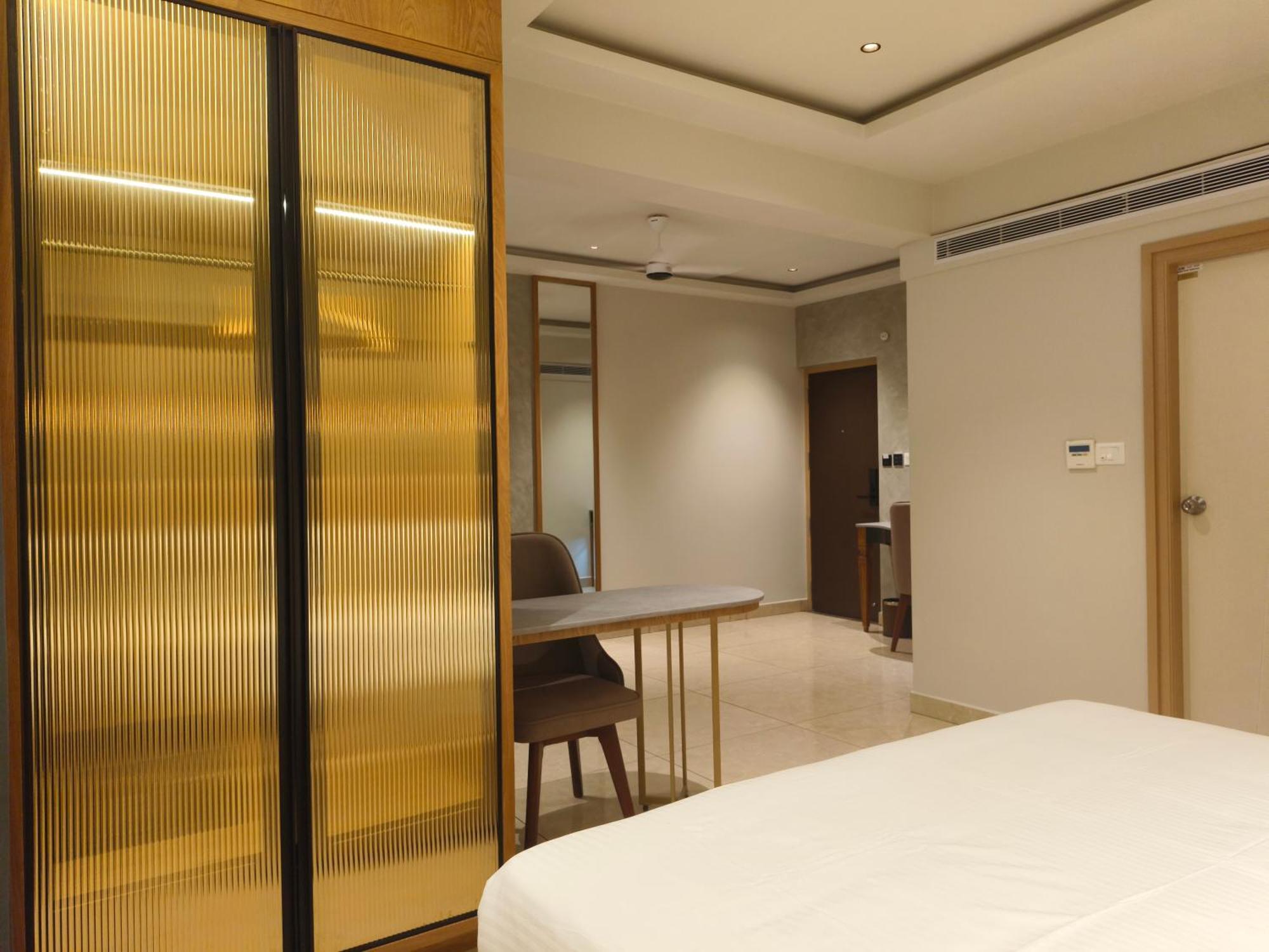 Olive Hotel Le Opera By Embassy Group Bengalúr Exteriér fotografie