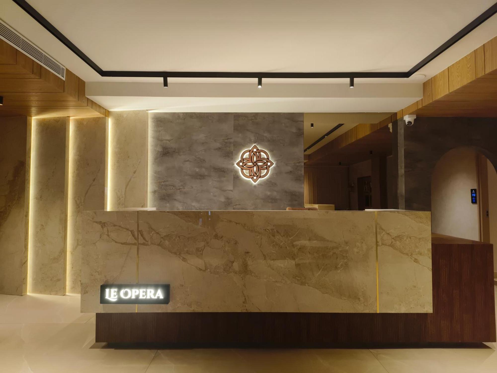 Olive Hotel Le Opera By Embassy Group Bengalúr Exteriér fotografie